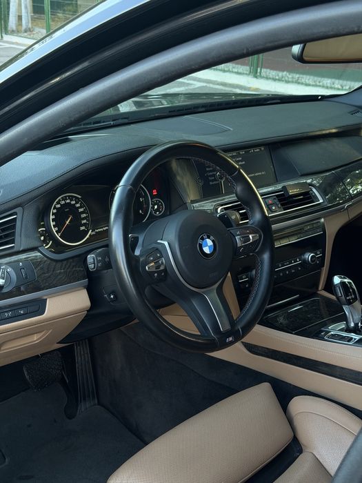 BMW 740XD Biturbo 306 HP 2012
