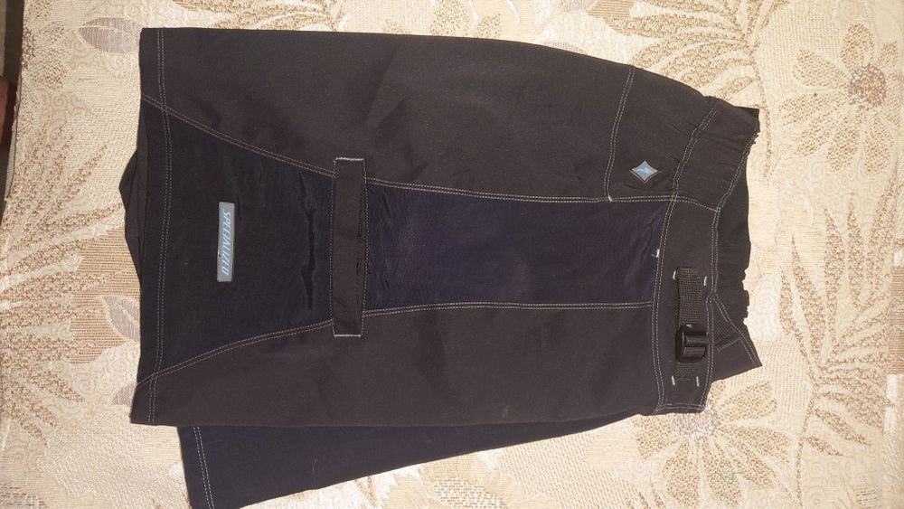 Шорты specialized