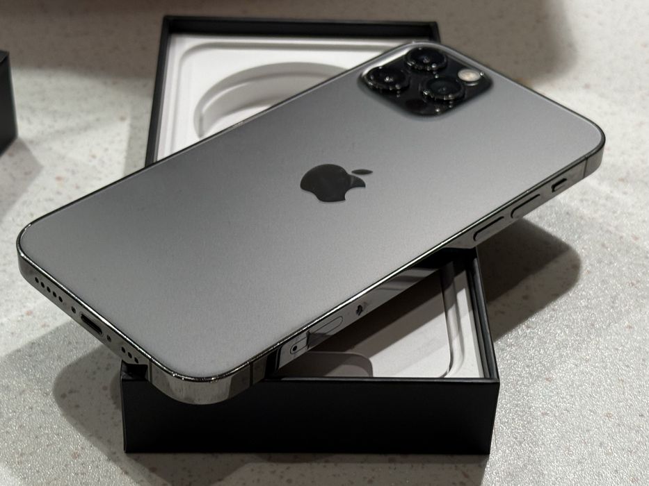iPhone 12 Pro 128GB Graphite – Перфектен, 100% Батерия
