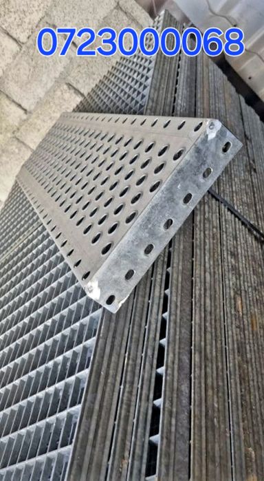 Trepte zincate modele si dimensiuni diferite din rigola sau grilaj
60-