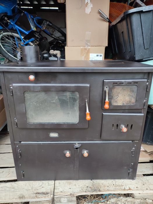 Sobă Prity cu plită