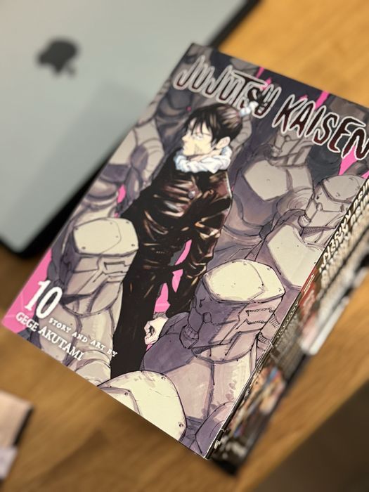 Manga JUJUTSU KAISEN diferite volume. Vand si separat.