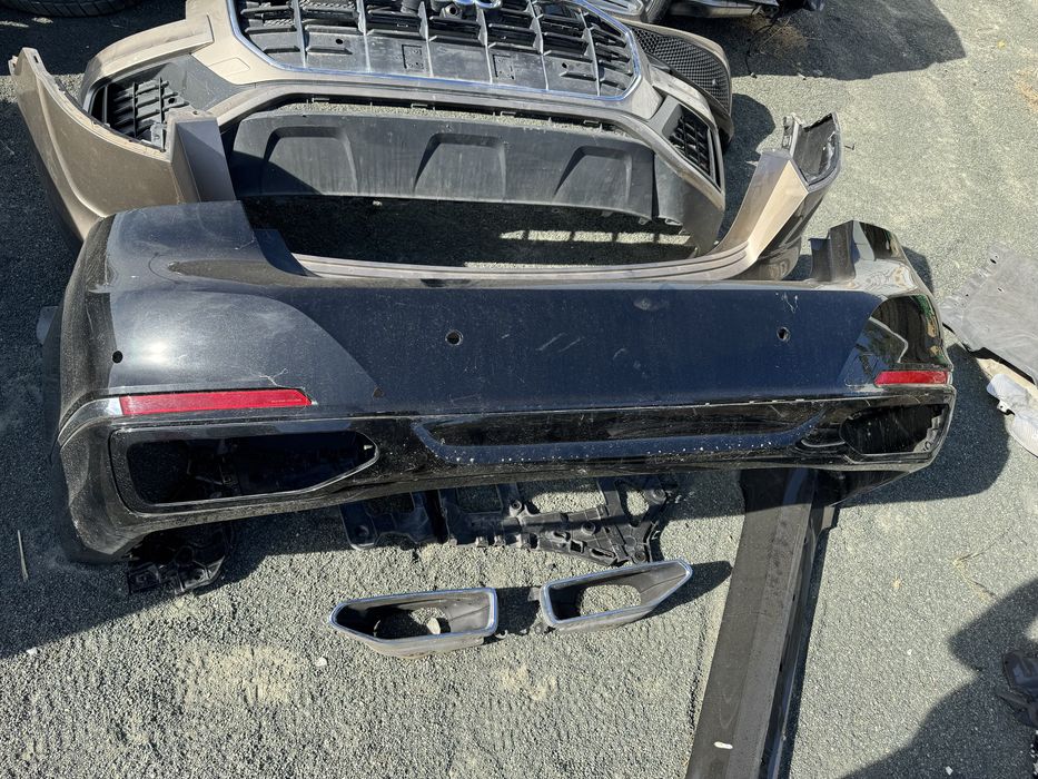 Предна и задна броня за BMW G11 G12 LCI FACELIFT 2019-2023