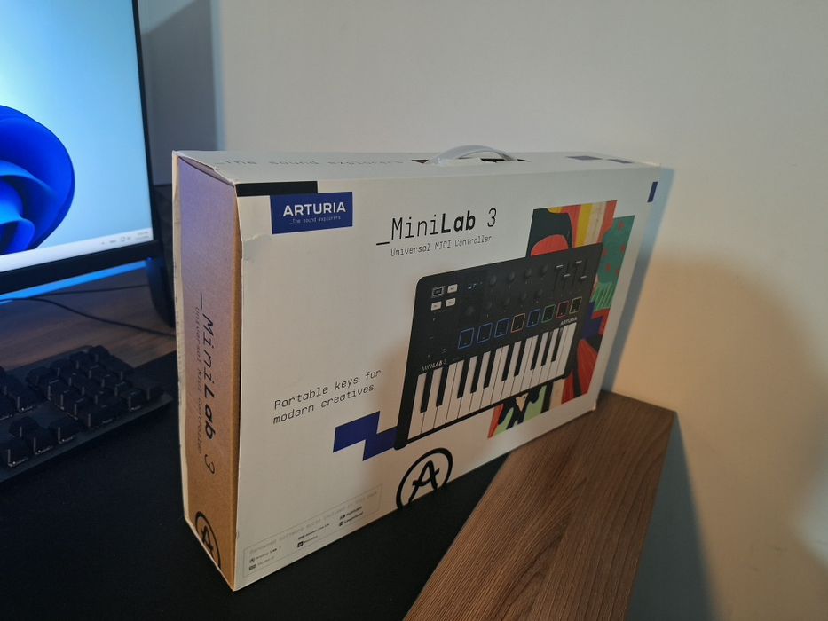 MIDI-клавиатура Arturia MiniLab 3 Black