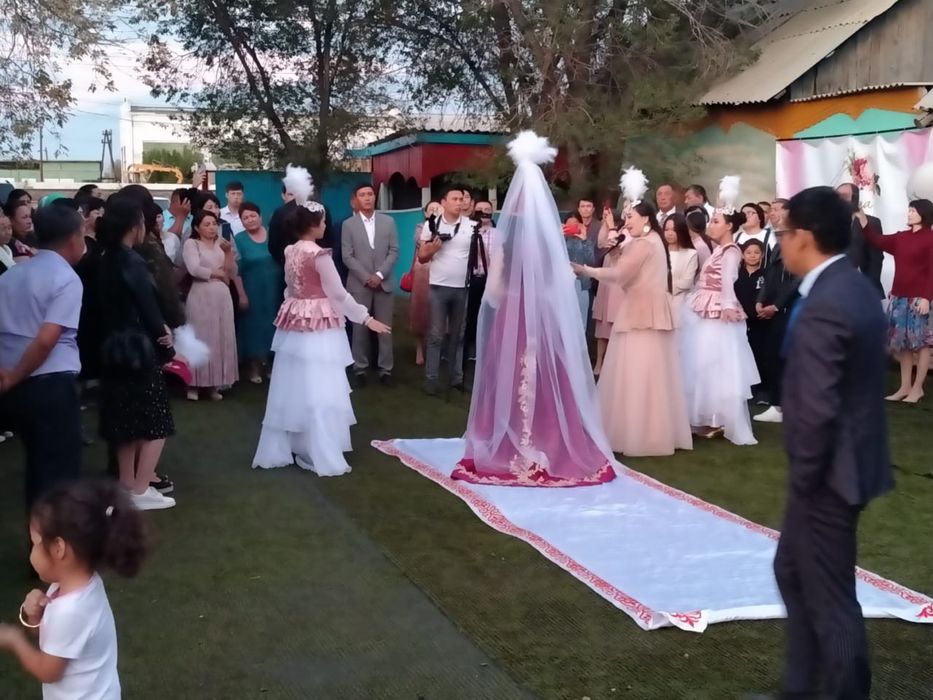 Платье на кыз узату!