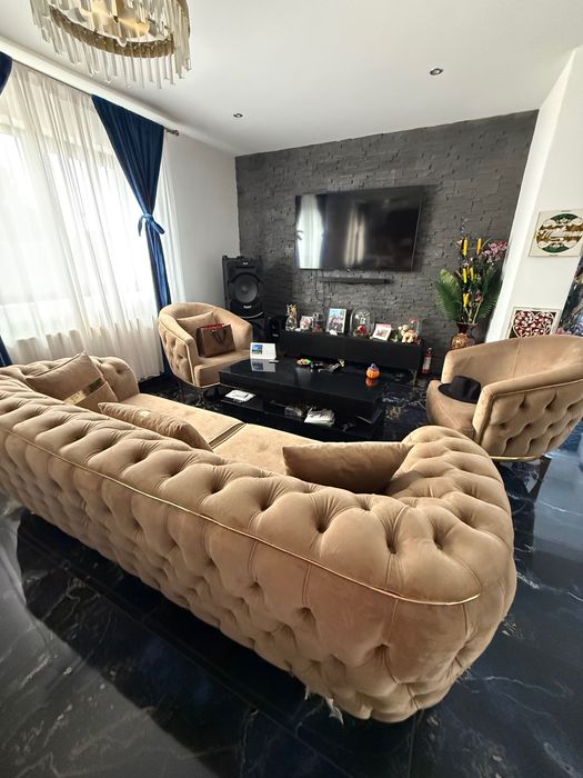 Casa de vanzare parter + mansarda