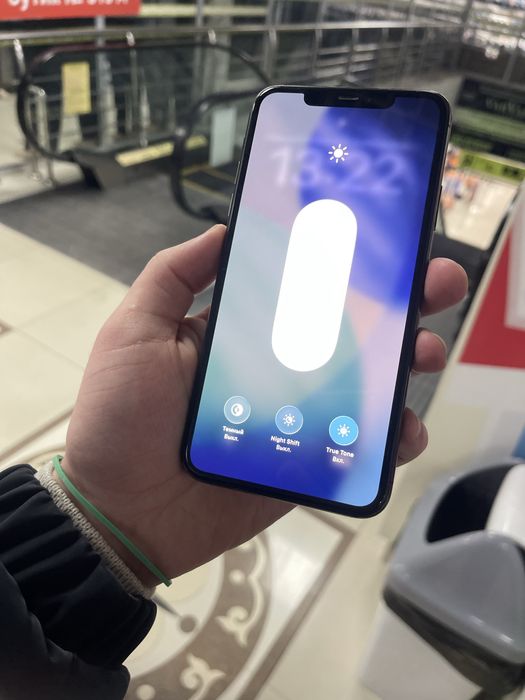 IPhone 11 Pro Max 256GB продам