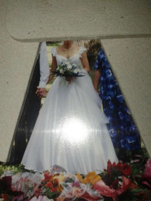 o rochie de mireasa deosebita bonus cercurile cadouuu