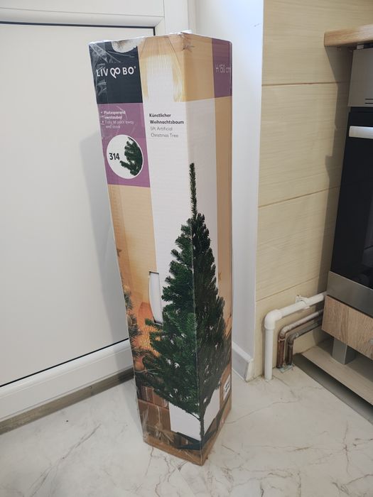 Brad crăciun artificial