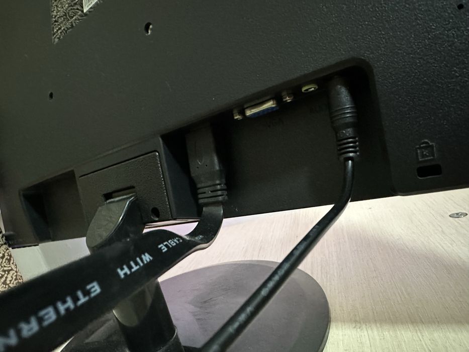 Монитор Aiwa 75гц