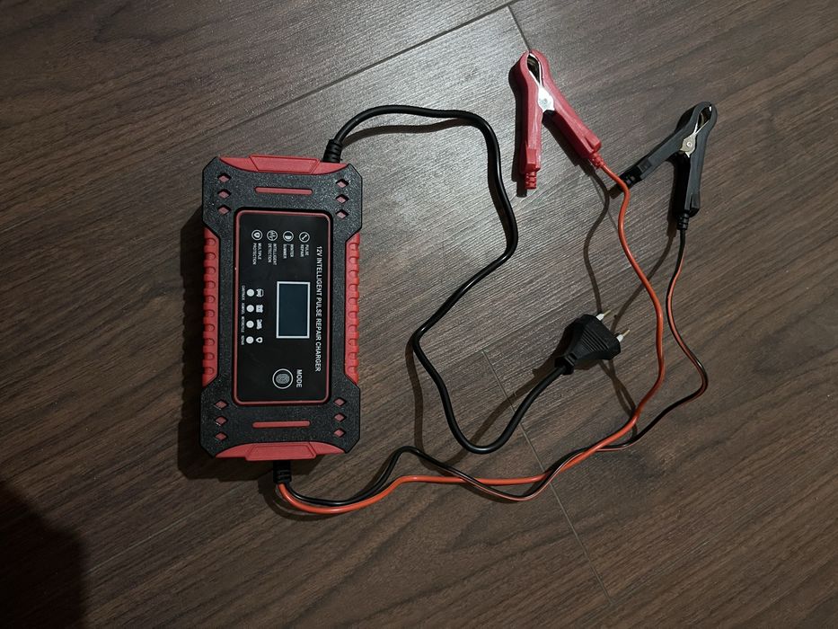 Redresor auto 12V 6A, incarcare
