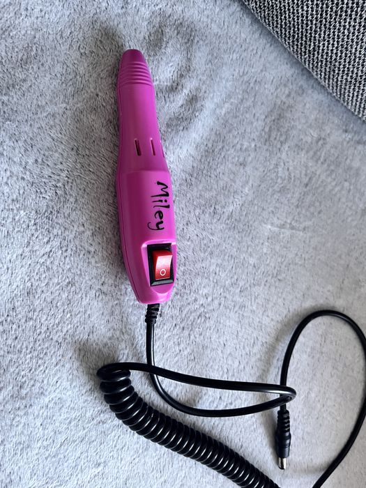 Pila electrica pentru manichiura