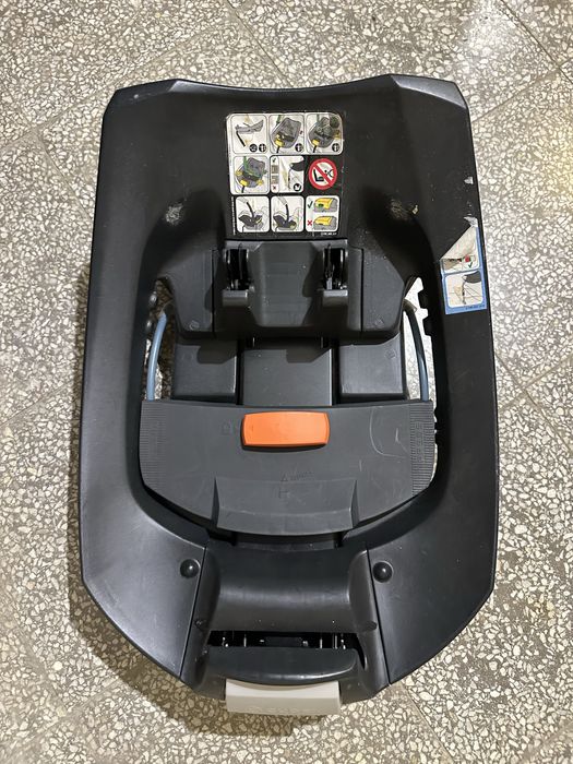 Cybex Aton 5 + ISOFIX база Aton Base 2-Fix – много запазено