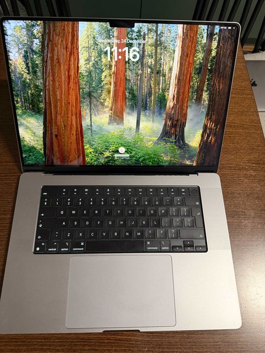 Macbook Pro 16` M1 Max, 32GB RAM, 1TB SSD,  2021/2022