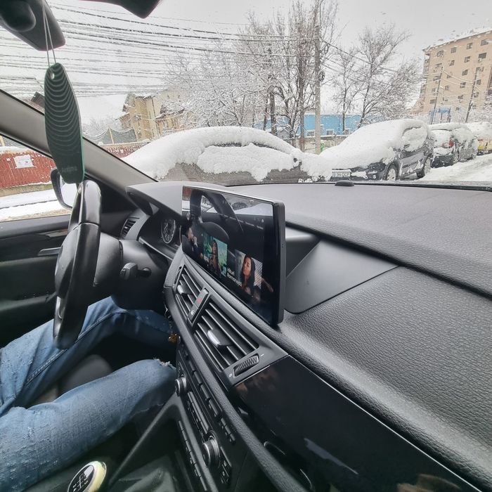 Navigatie android BMW X1 Carplay Waze YouTube GPS BT