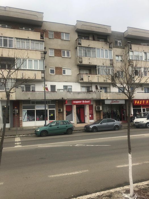 Spatiu comercial Campia Turzii centru