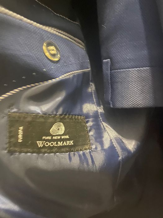 Продам Мужской костюм