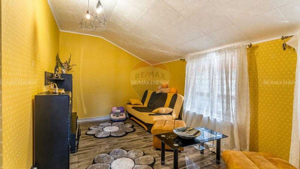 OCAZIE  Casa de vacata in DEALU NEGRU judetul Cluj DE VANZARE