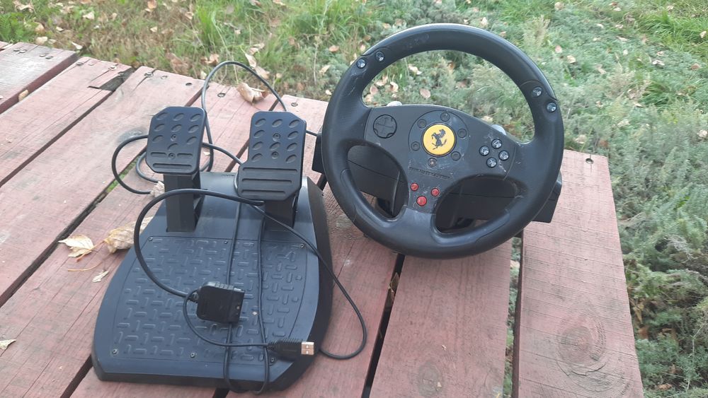 РульThrustMaster Ferrari GT Experience