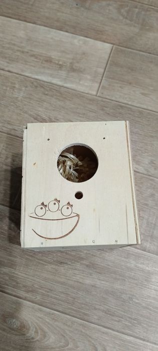 Домик для попугаев