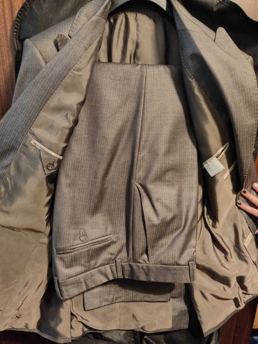 Mъжки костюм - Andrews - официален, нов, размер 48