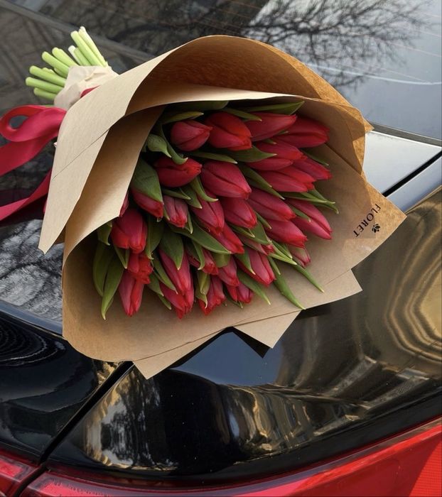 Тюльпаны к 8 марта