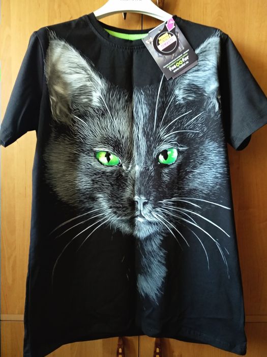 Футболки женские