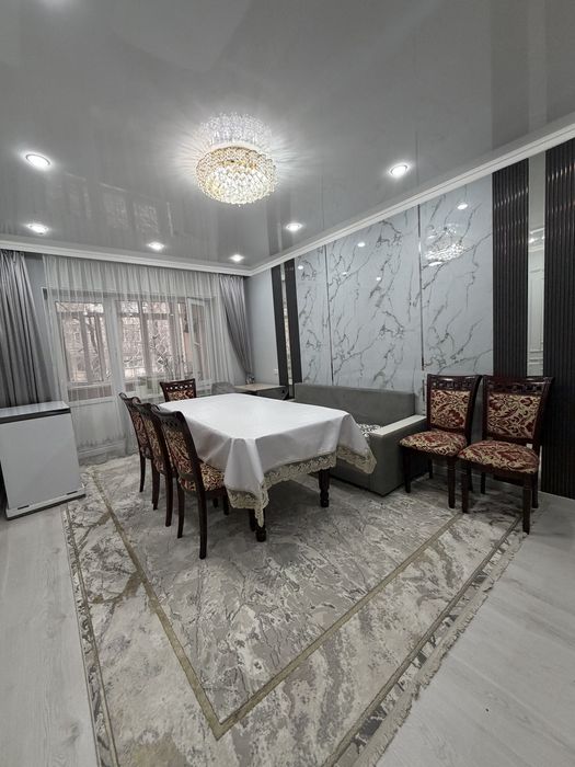 Продам стол со стульями