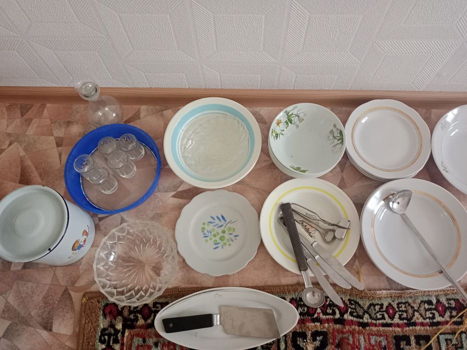 Продам посуду советскую