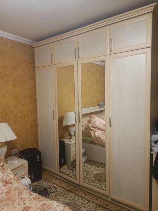 Продам спальний гарнитур