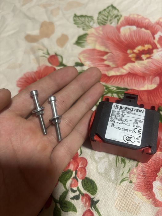 Lot 30 buc limitatoare de cursa bernstein noi.