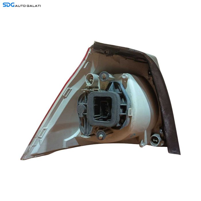 Stop Lampa Tripla Dreapta Volkswagen Golf 5 Hatchback Scurt 2004 - 2008 Cod 1K6945096E [LS0394]