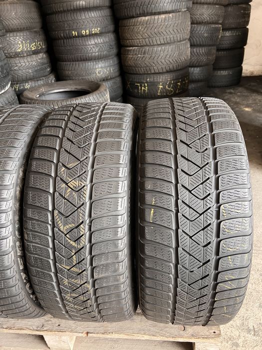 4 anvelope iarna 235/45/18 , pirelli !