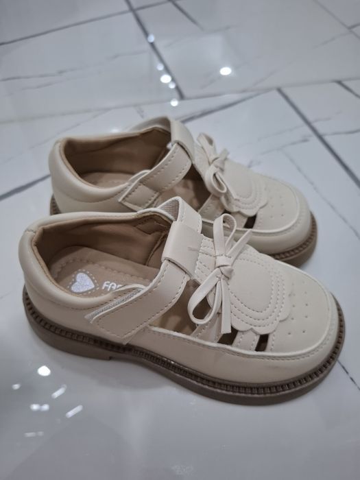 Обувь для девочки