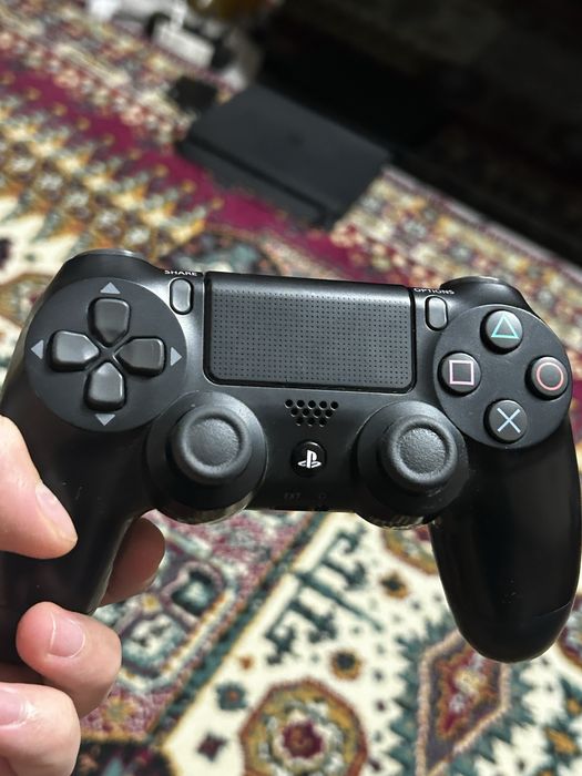 Vand Playstation 4