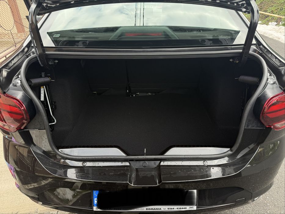 Dacia Logan 2025 Journey Automata