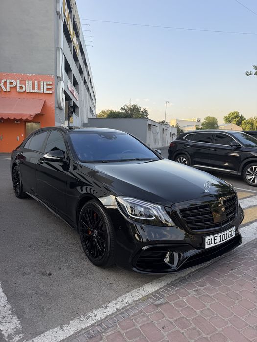 Mercedes Benz W222 S550