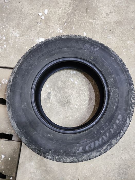 Dunlop AT 20 265/70 R17