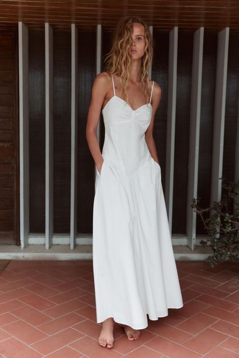 Нова с етикет рокля Zara