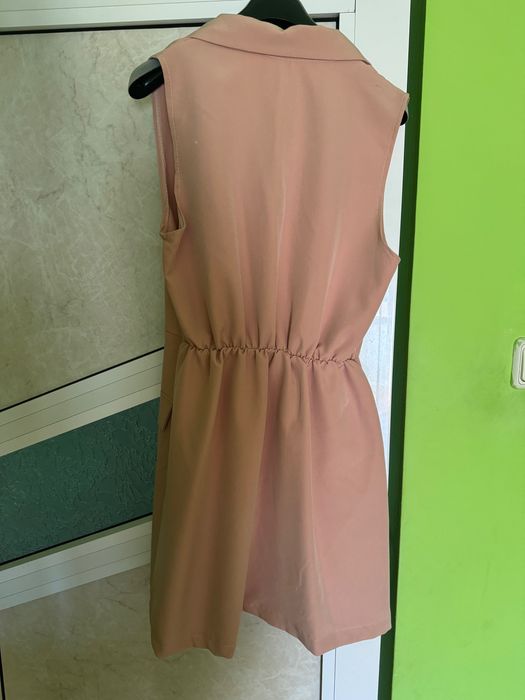 Къса дамска рокля