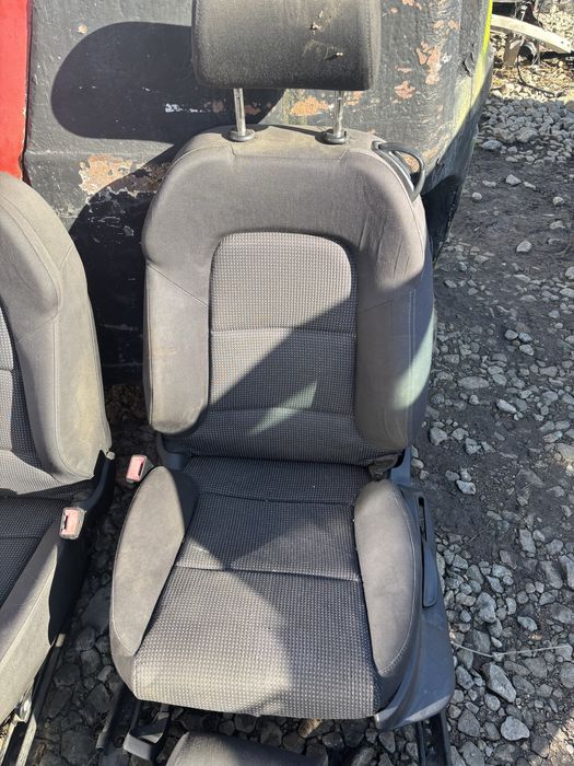 седалки и кори за audi a3 8p