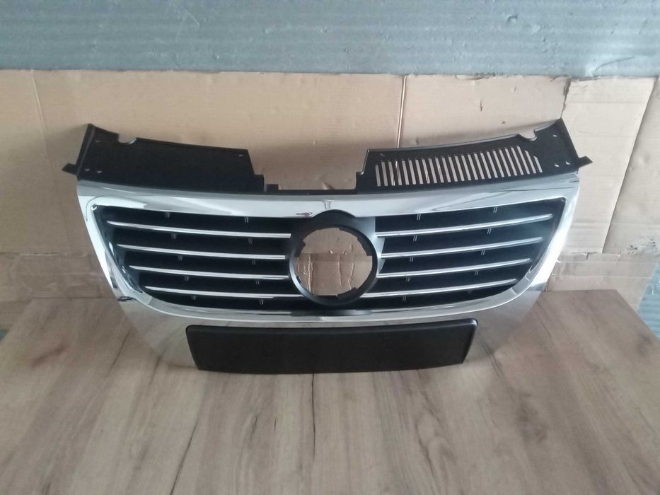 Grila radiator VW Passat (B6) 2005l2006l2007l2008l2009l2010