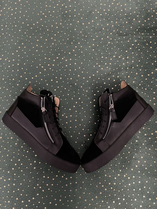 Giuseppe Zanotti Kriss Velvet Mid - Premium Quality , Material Catifea