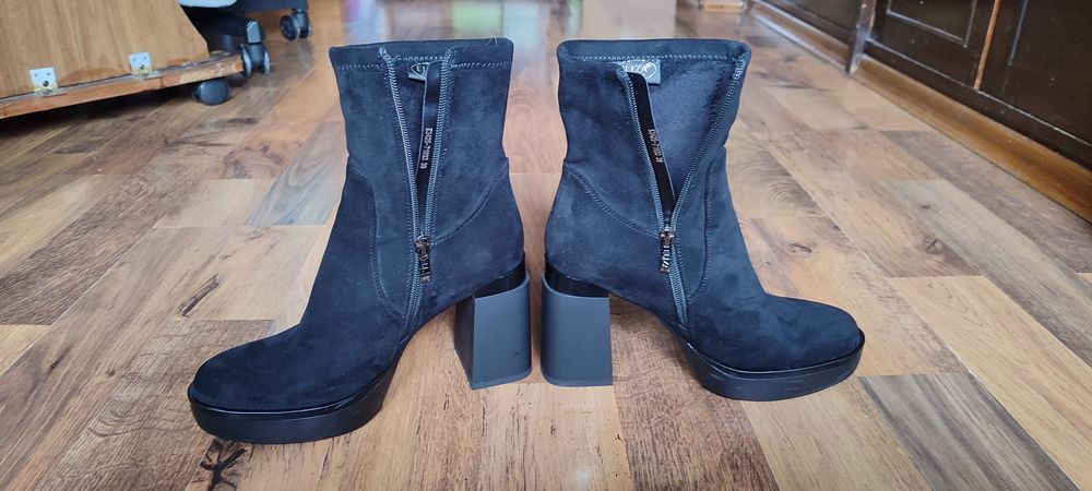 Кожени зимни ботуши