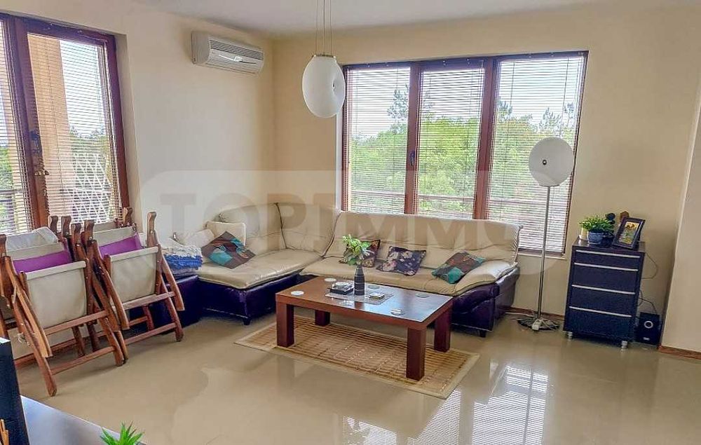 Продава се Тристаен апартамент в Балчик - 108 кв.м за 731 €/кв.м - Снимка #2