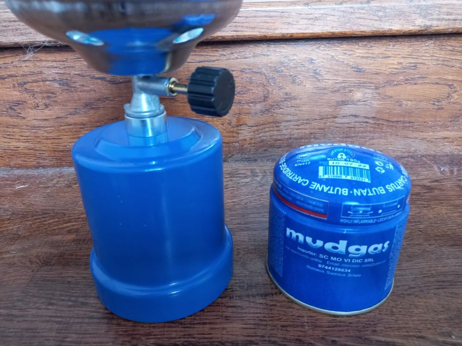 Miniarzator plus butelie. Camping, acasa, masina. Nou!