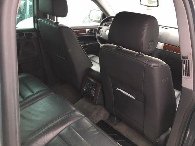 Dezmembrez VW Touareg 5L diesel V10 Volan Stanga
