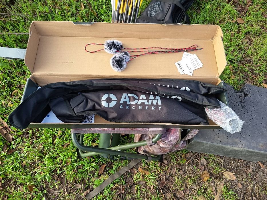 Arc cu săgeți ILF Adam Archery 62", 45 lbs
