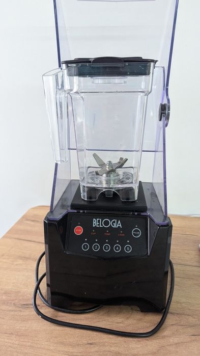 Belogia професионален блендер