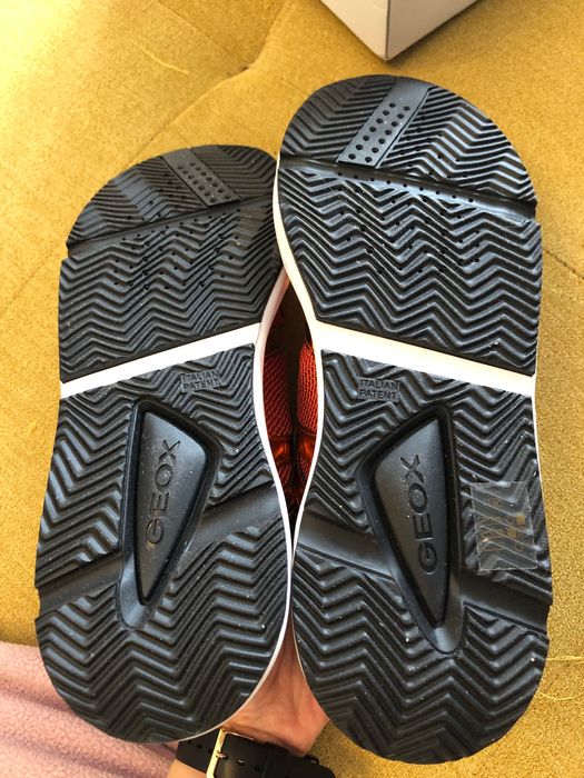 Дамски маратонки оранжев металик Geox 41 ! нови в кутия!